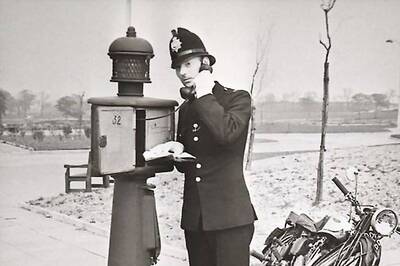 Number of Telephone Subscribers Raised 0.51% in May: TRAI