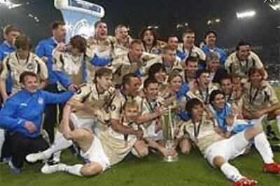 Zenit lift UEFA Cup after 2-0 win over Rangers