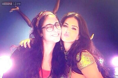 Snapshot: Sunny Leone pouts and poses for the camera as she shoots for item song 'Pink Lips'