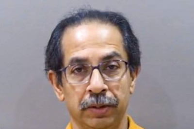 Maha CM Uddhav Thackeray to Undergo Surgery for Neck Pain, Will be Admitted to Hospital Tonight