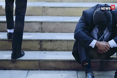 Companies Seek Help from Psychologists to Keep Staff Motivated Amid Covid-19 Layoff Concerns