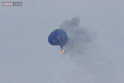 2 dead, 1 missing after hot air balloon catches fire in Virginia