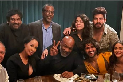 Vijay Deverakonda and Ananya Panday Dine with Mike Tyson in US, Liger Completes Filming Abroad