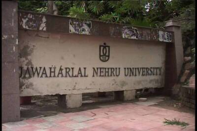 JNU Allows Entry of Fourth Year PhD, MSc, MCA Students in Campus