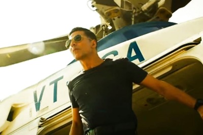 Akshay Kumar Fires Machine Gun, Suspends From Helicopter In Leaked Photos From Welcome 3 Set; See Here
