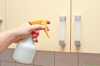 How to Clean Kitchen Handles