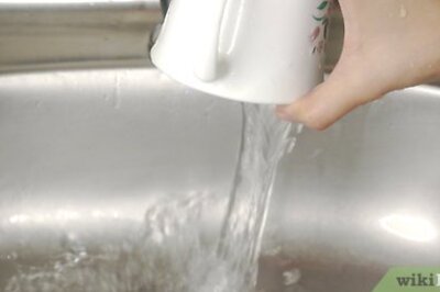 How to Clean Tea Stains from Cups