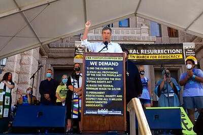 'Vote Them Out': Willie Nelson Headlines Texas Protest Rally
