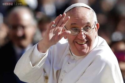 Pope wades into Mideast turmoil with Turkish visit