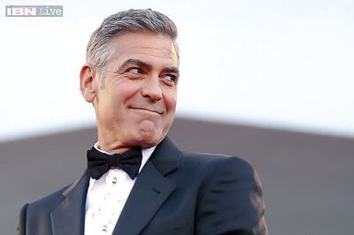 George Clooney buys $750,000 engagement ring for Amal Alamuddin