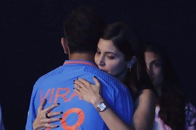 Anushka Sharma Hugs Heartbroken Virat Kohli After India Loses ICC World Cup 2023 Final; See Viral Pic