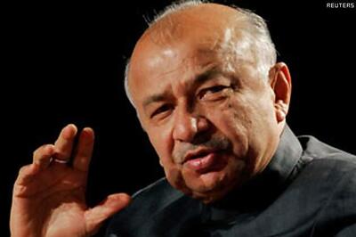 Shinde calls Pawar his 'political guru'