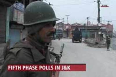 57 pc voter turnout in J-K's violence-marred fifth phase