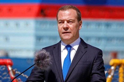 Attempts to Punish One of Largest Nuclear Powers is Absurd, Poses Threat To Humanity: Former Russian Prez