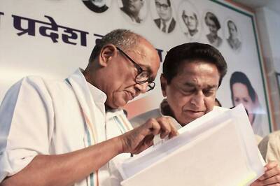 Sonia Gandhi's Return May Restore Madhya Pradesh Old Guards Kamal Nath, Digvijaya Singh to Glory