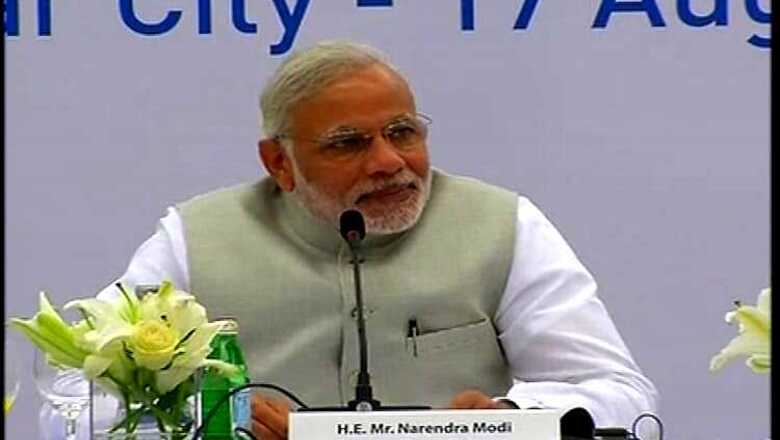 Congress slams PM for targeting previous governments on foreign soil