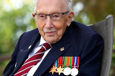 Captain Tom, Who Raised Millions of Dollars for Britain's Covid-19 Fight, Succumbs to Virus at 100