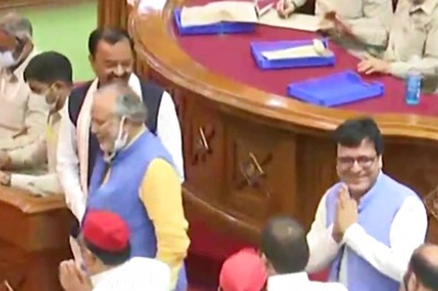 Samajwadi Party Rebel Nitin Agarwal Elected Deputy Speaker of UP Assembly