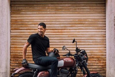 Jawa 42 Dual Tone and New Yezdi Roadster Launched, Price Details Inside