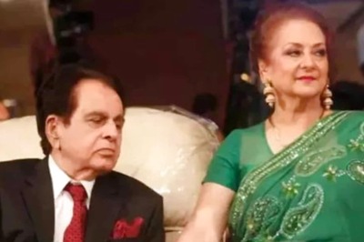 Saira Banu Has Still Not Come To Terms With Dilip Kumar's Death, Reveal Industry Friends