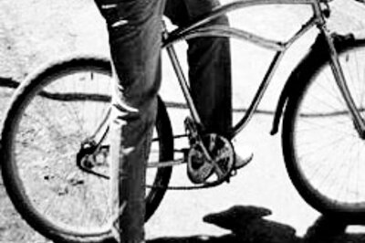 Delhi Police to keep check on cycle sellers