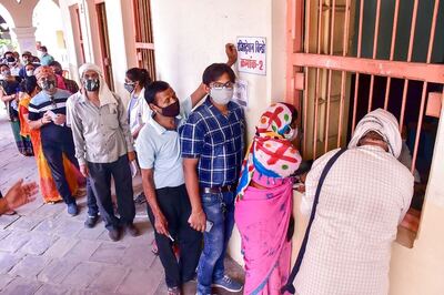 Logistics, Lockdown and Lost Nerves: Why Bihar, UP Are Denting India's Vaccine Drive