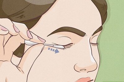 Simple Steps for Taking off Magnetic Eyeliner