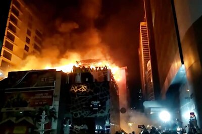 Mumbai Pub Fire: Bollywood Celebrities Condole Victims' Families