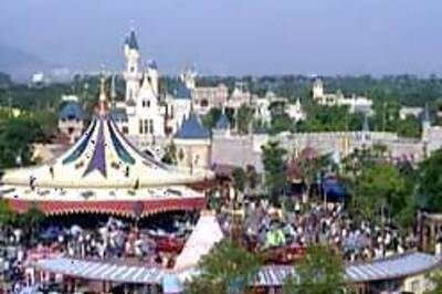 HK Disneyland beckons Indians