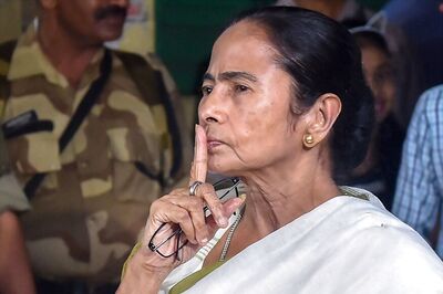 Mamata Rubbishes Home Ministry's Claims of 'Poor' Law and Order in Bengal, Gets Oppn Support