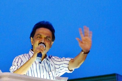 DMK Objects to Jayalalithaa Portraits in Government Offices