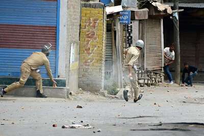 Pak Accuses India of Rights Violations in Kashmir